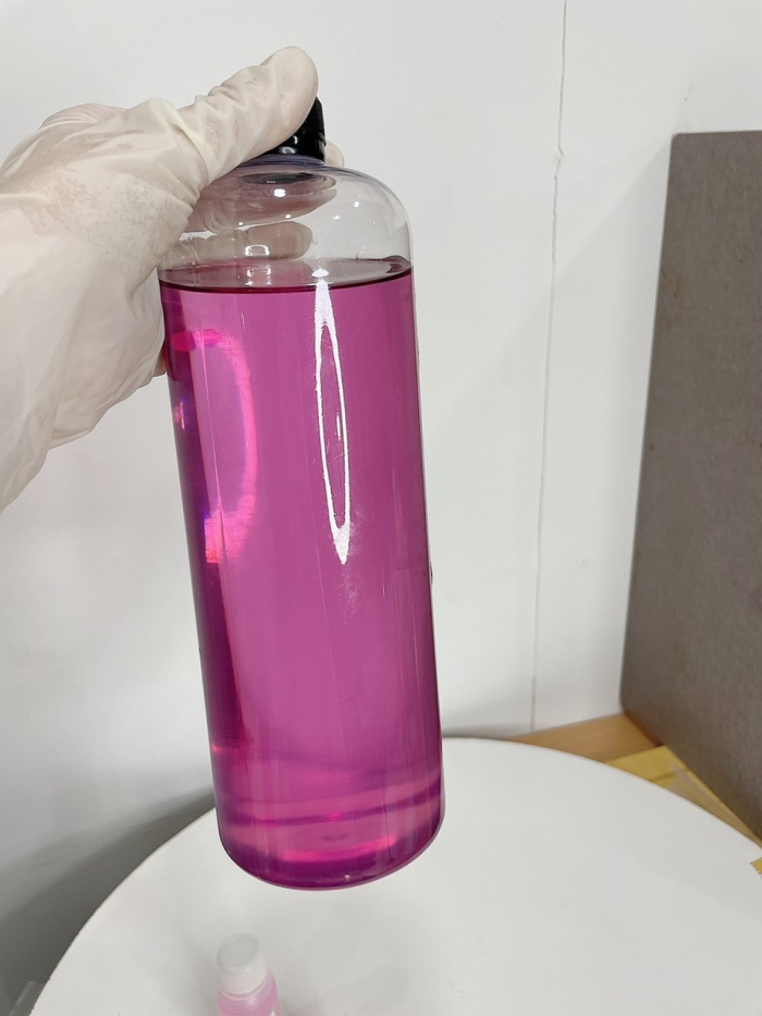 Đặc điểm của keo polyester resin (Nhựa polyester resin)