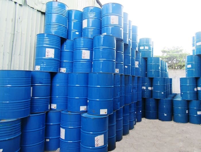 Nhựa polyester là gì? Phân loại, ưu nhược điểm & ứng dụng